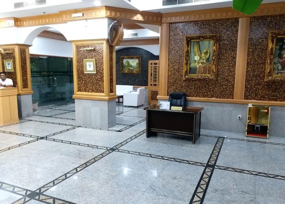 Taj Plaza Hotel Manama Eksteriør billede