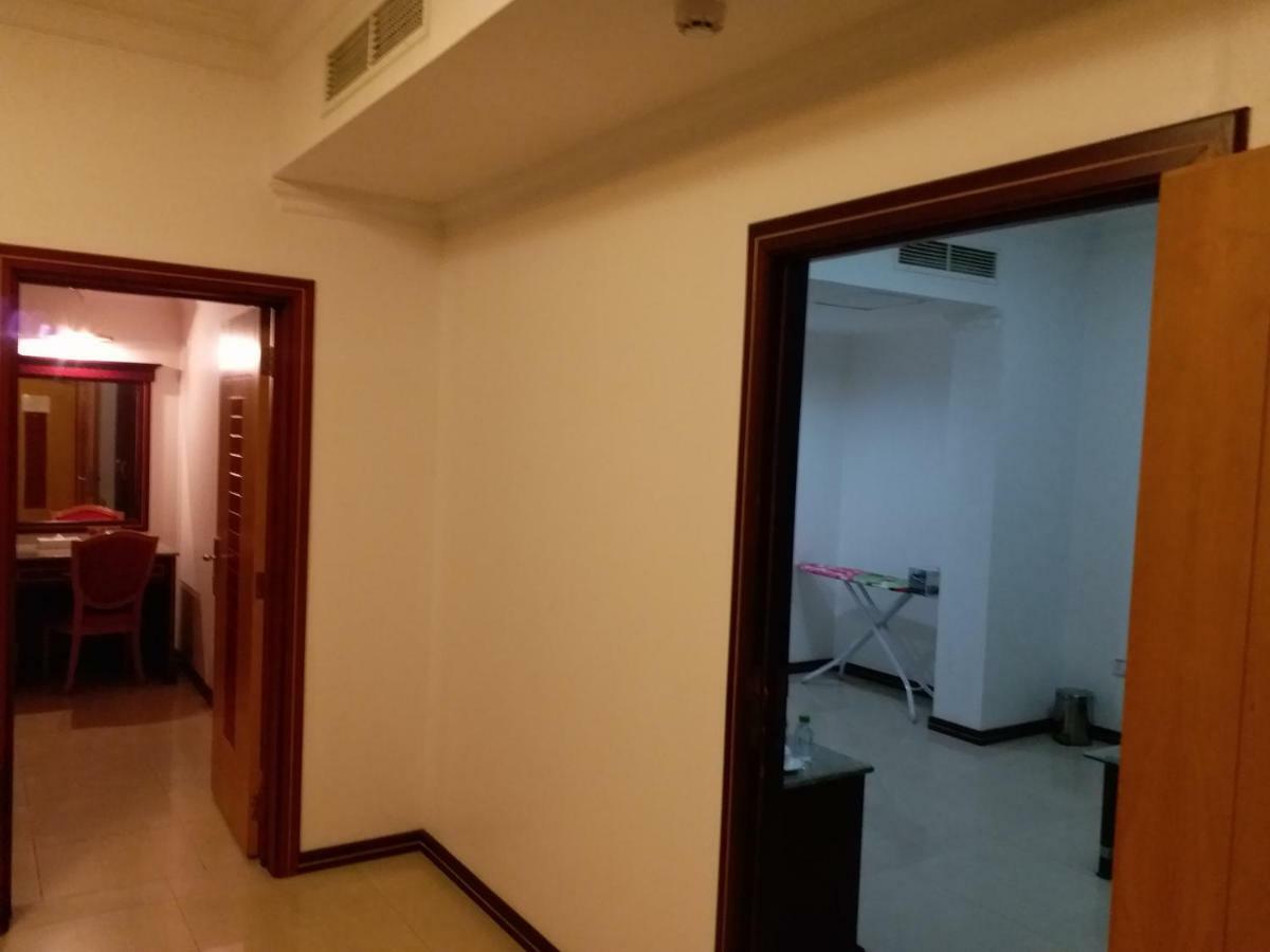 Taj Plaza Hotel Manama Eksteriør billede