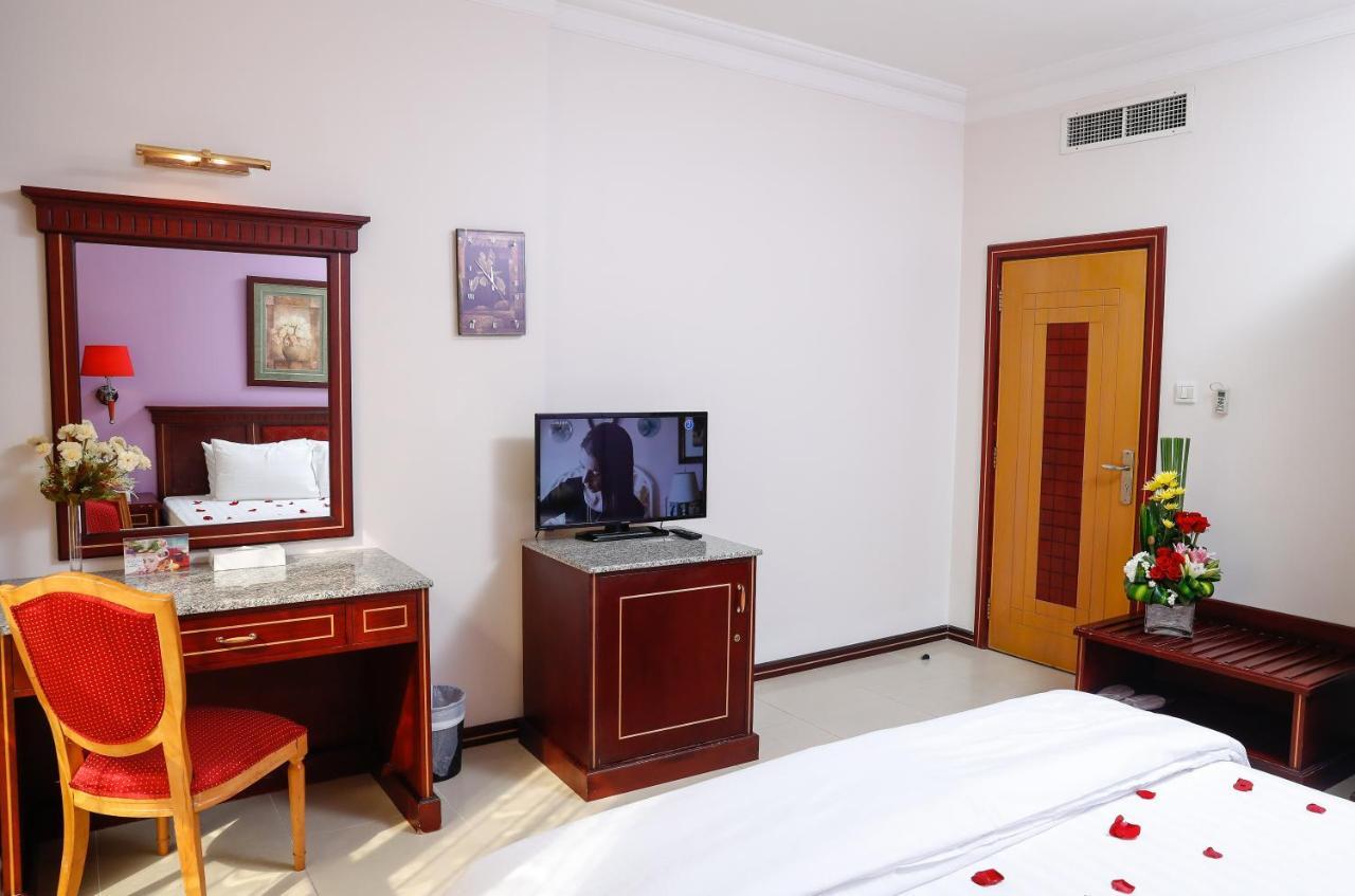 Taj Plaza Hotel Manama Eksteriør billede